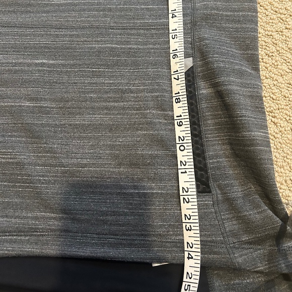 Lole black and grey Fitted Pullover style running fleece - Picture 3 of 16